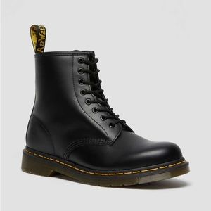 Dr. Martens 1460 black boots
